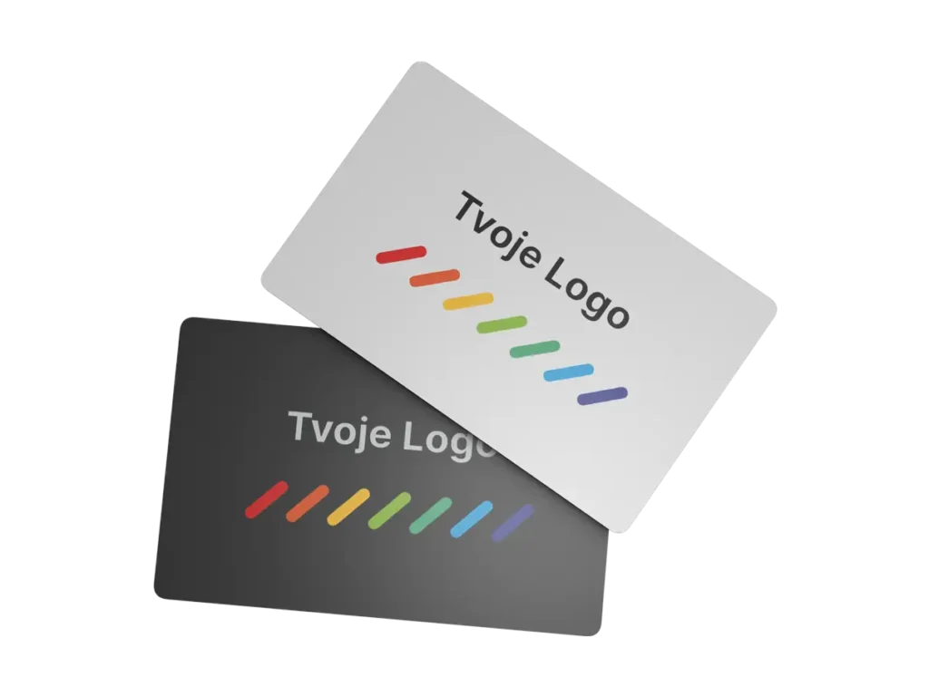 Vizitky Fulpio Easy Custom v bielom a čiernom prevedení s vlastným logom a farebným dizajnovým prvkom.